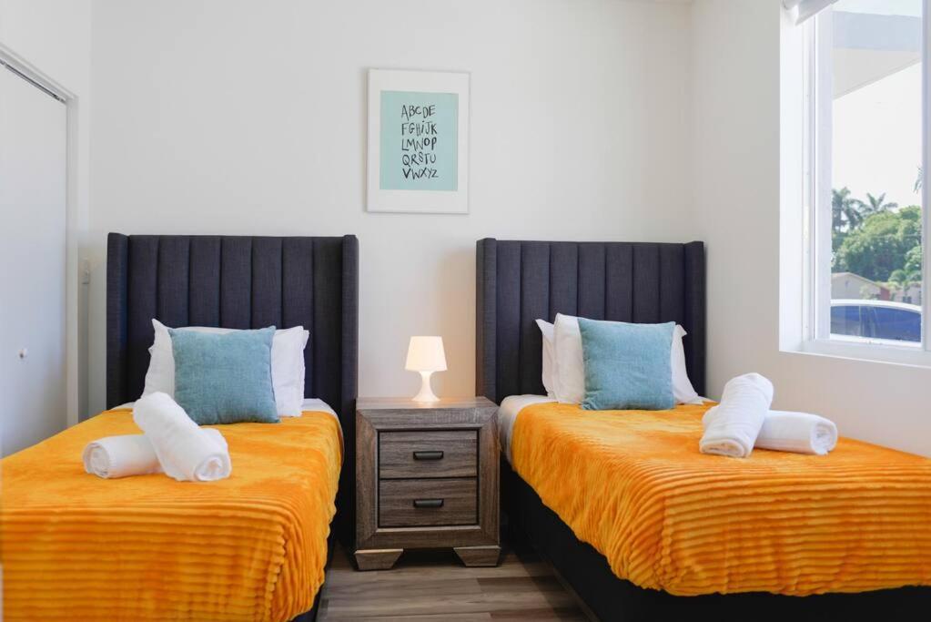 Awesome Townhouse 15 Minutes From The Beach Μαϊάμι Εξωτερικό φωτογραφία