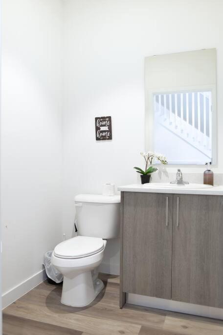 Awesome Townhouse 15 Minutes From The Beach Μαϊάμι Εξωτερικό φωτογραφία