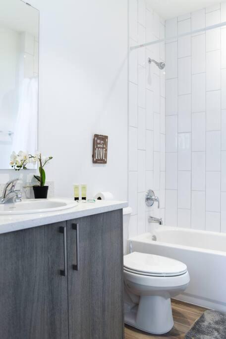 Awesome Townhouse 15 Minutes From The Beach Μαϊάμι Εξωτερικό φωτογραφία
