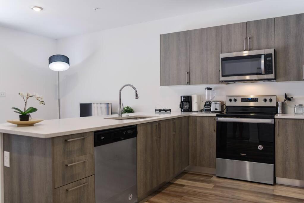 Awesome Townhouse 15 Minutes From The Beach Μαϊάμι Εξωτερικό φωτογραφία